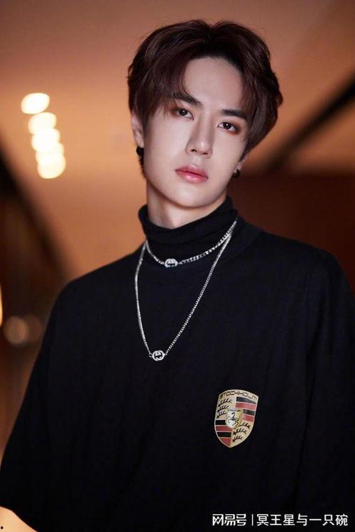 王一博最新大爆料视频播放,最新大爆料视频背后的故事与幕后花絮